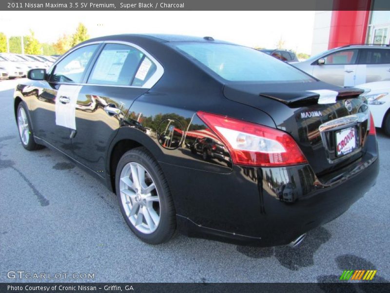 Super Black / Charcoal 2011 Nissan Maxima 3.5 SV Premium