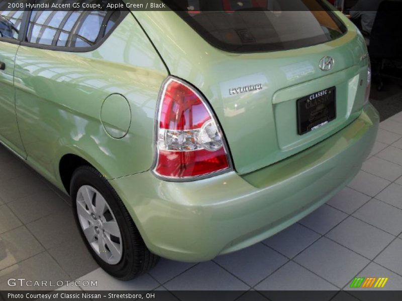 Apple Green / Black 2008 Hyundai Accent GS Coupe