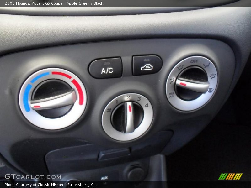 Apple Green / Black 2008 Hyundai Accent GS Coupe