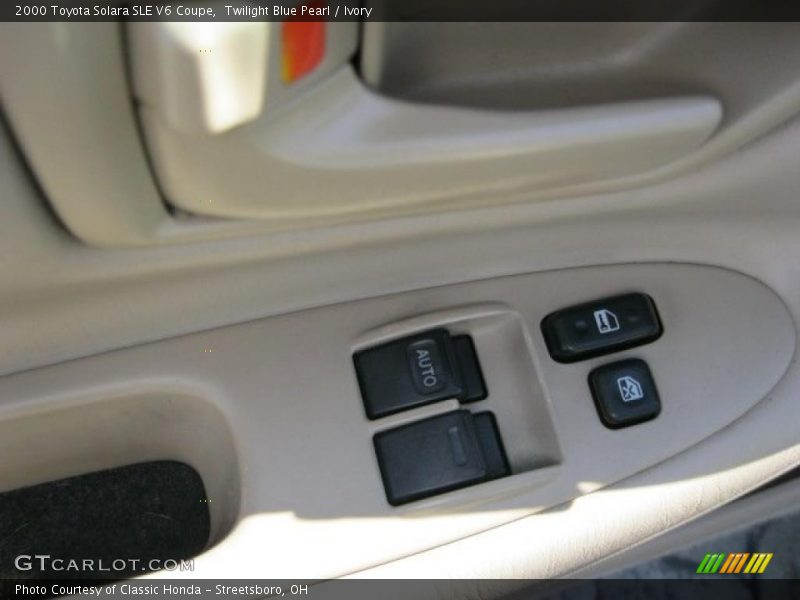 Twilight Blue Pearl / Ivory 2000 Toyota Solara SLE V6 Coupe