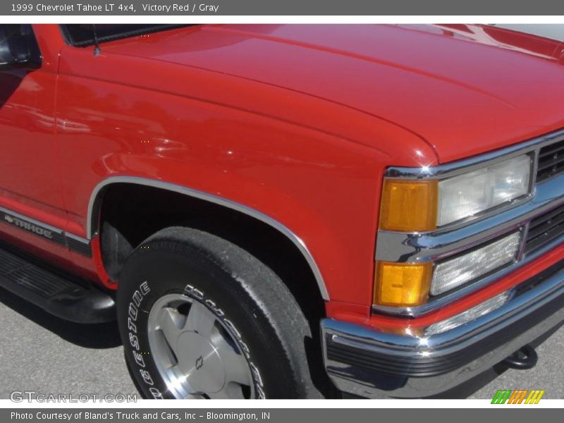 Victory Red / Gray 1999 Chevrolet Tahoe LT 4x4