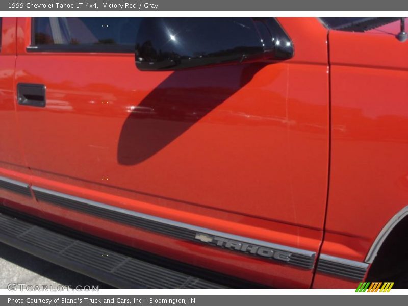 Victory Red / Gray 1999 Chevrolet Tahoe LT 4x4