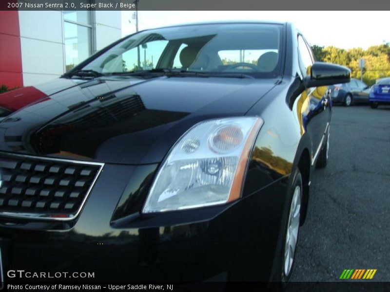 Super Black / Beige 2007 Nissan Sentra 2.0