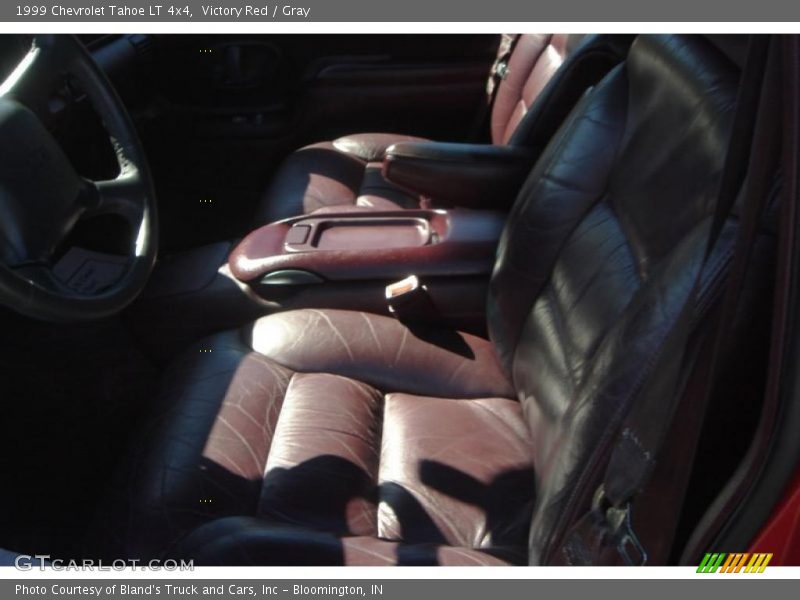 Victory Red / Gray 1999 Chevrolet Tahoe LT 4x4