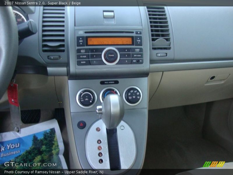Super Black / Beige 2007 Nissan Sentra 2.0