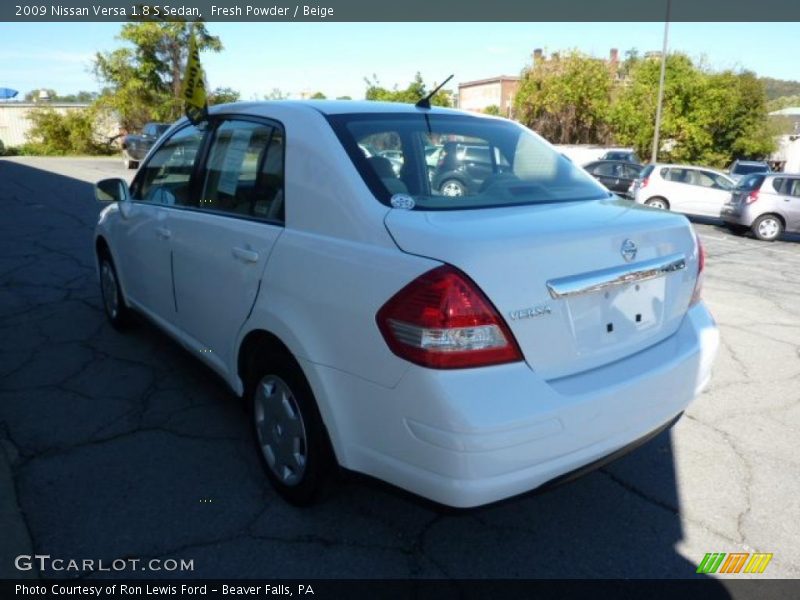 Fresh Powder / Beige 2009 Nissan Versa 1.8 S Sedan