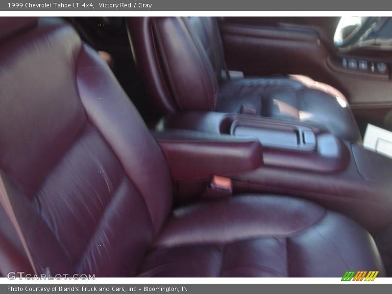 Victory Red / Gray 1999 Chevrolet Tahoe LT 4x4