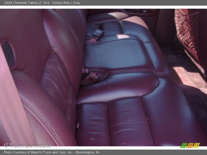 Victory Red / Gray 1999 Chevrolet Tahoe LT 4x4