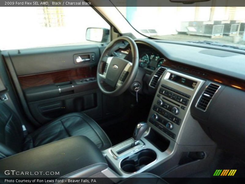 Black / Charcoal Black 2009 Ford Flex SEL AWD