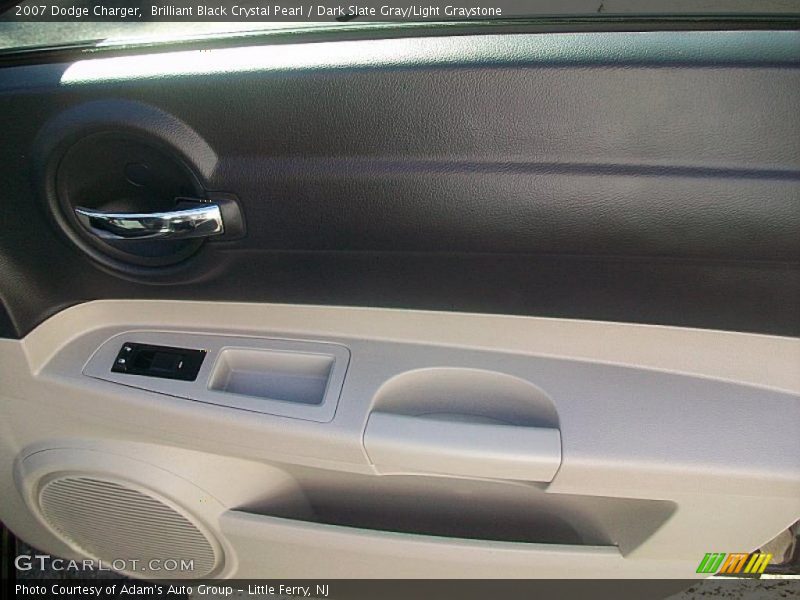 Brilliant Black Crystal Pearl / Dark Slate Gray/Light Graystone 2007 Dodge Charger