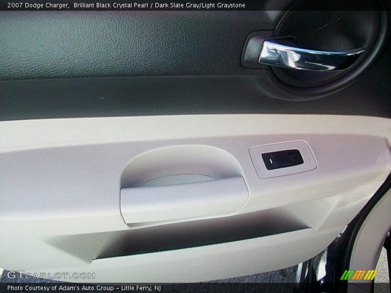 Brilliant Black Crystal Pearl / Dark Slate Gray/Light Graystone 2007 Dodge Charger