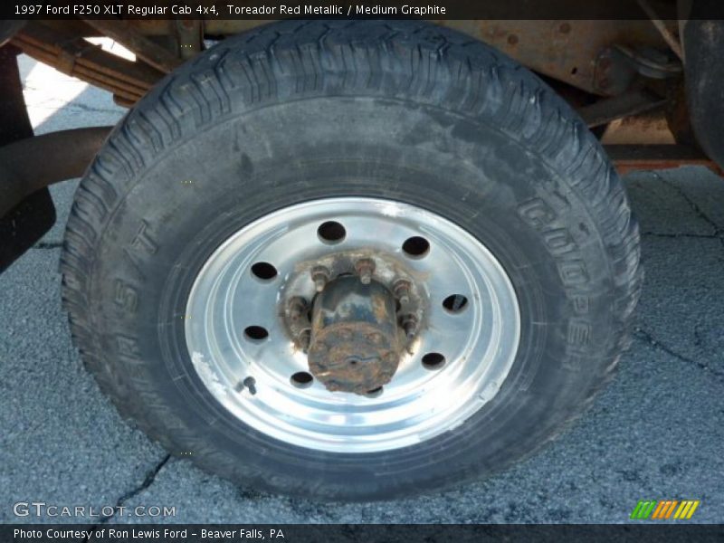 Toreador Red Metallic / Medium Graphite 1997 Ford F250 XLT Regular Cab 4x4