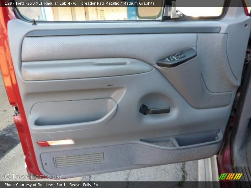 Toreador Red Metallic / Medium Graphite 1997 Ford F250 XLT Regular Cab 4x4