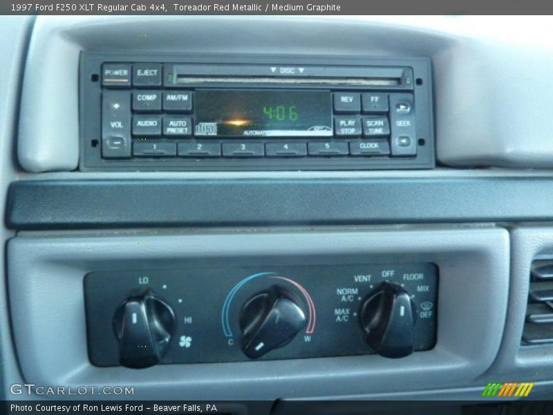 Toreador Red Metallic / Medium Graphite 1997 Ford F250 XLT Regular Cab 4x4