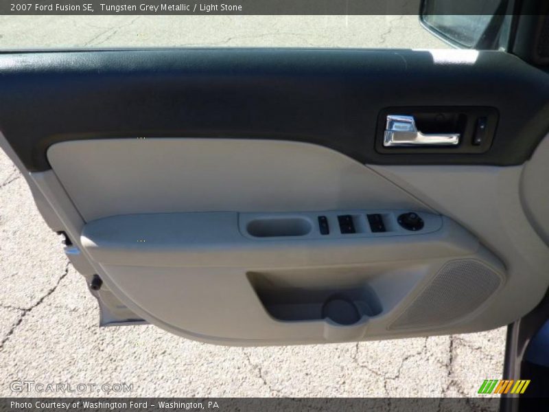 Tungsten Grey Metallic / Light Stone 2007 Ford Fusion SE