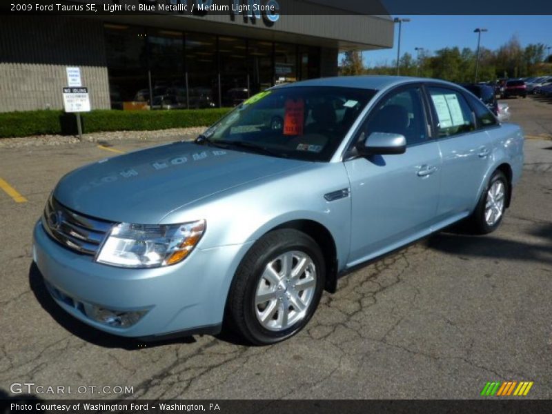 Light Ice Blue Metallic / Medium Light Stone 2009 Ford Taurus SE