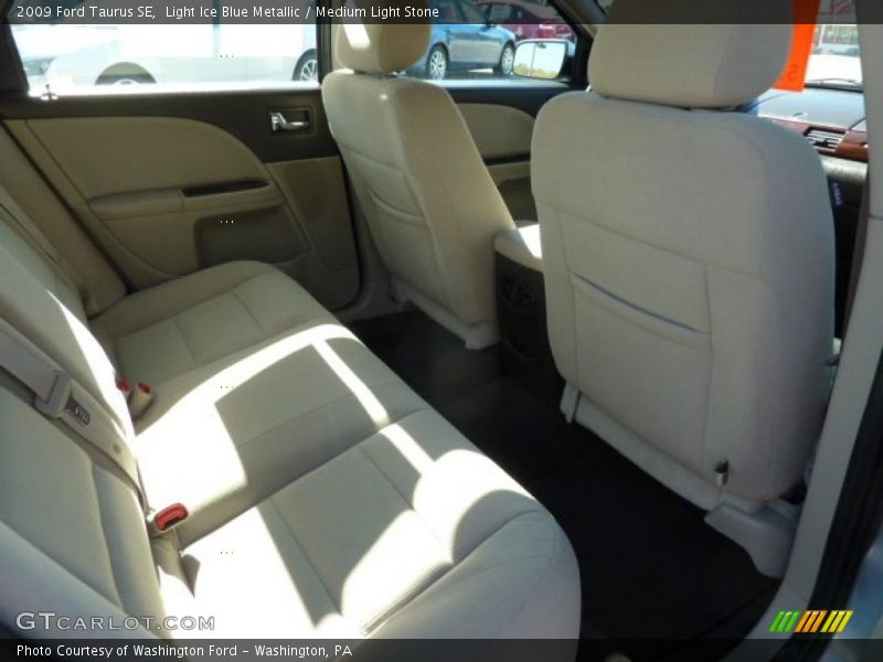 Light Ice Blue Metallic / Medium Light Stone 2009 Ford Taurus SE