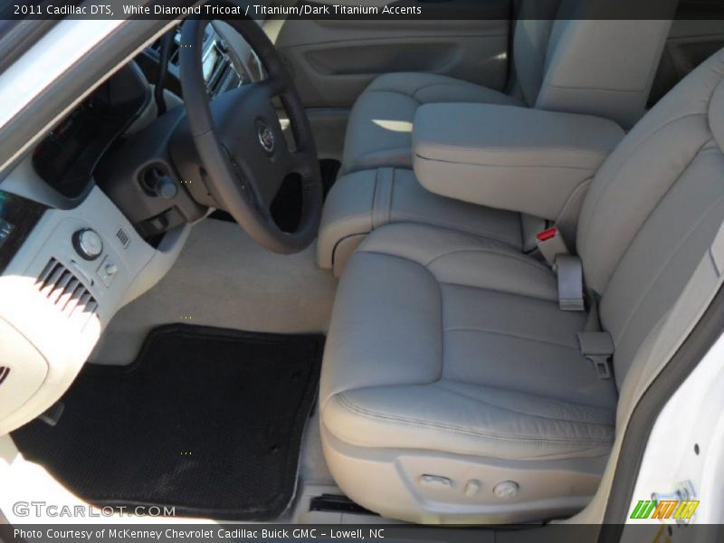 White Diamond Tricoat / Titanium/Dark Titanium Accents 2011 Cadillac DTS
