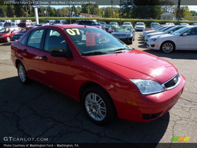 Infra-Red / Charcoal/Light Flint 2007 Ford Focus ZX4 SE Sedan