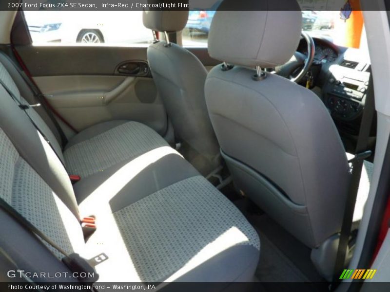 Infra-Red / Charcoal/Light Flint 2007 Ford Focus ZX4 SE Sedan