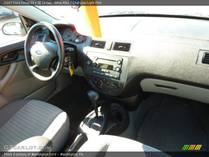 Infra-Red / Charcoal/Light Flint 2007 Ford Focus ZX4 SE Sedan