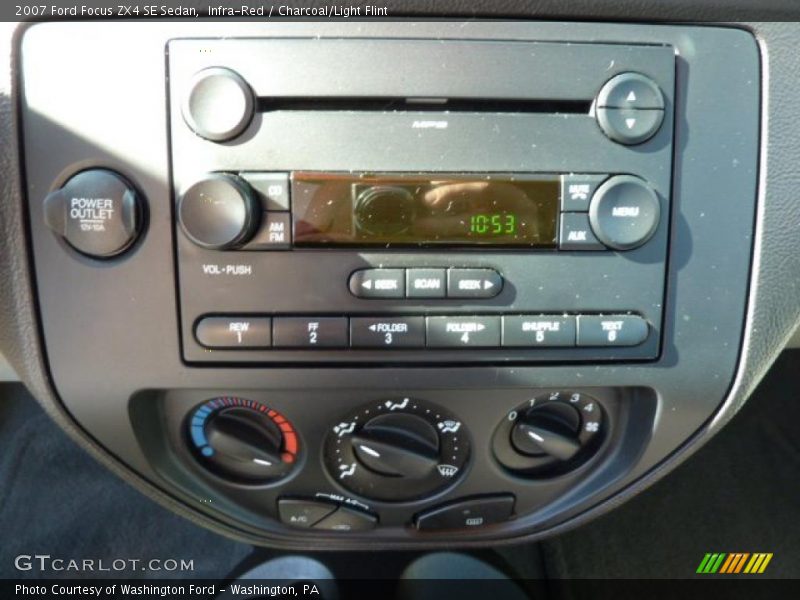 Infra-Red / Charcoal/Light Flint 2007 Ford Focus ZX4 SE Sedan