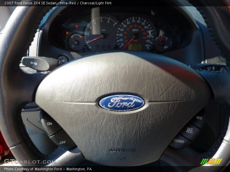 Infra-Red / Charcoal/Light Flint 2007 Ford Focus ZX4 SE Sedan