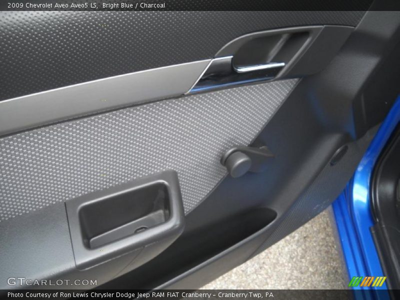 Bright Blue / Charcoal 2009 Chevrolet Aveo Aveo5 LS