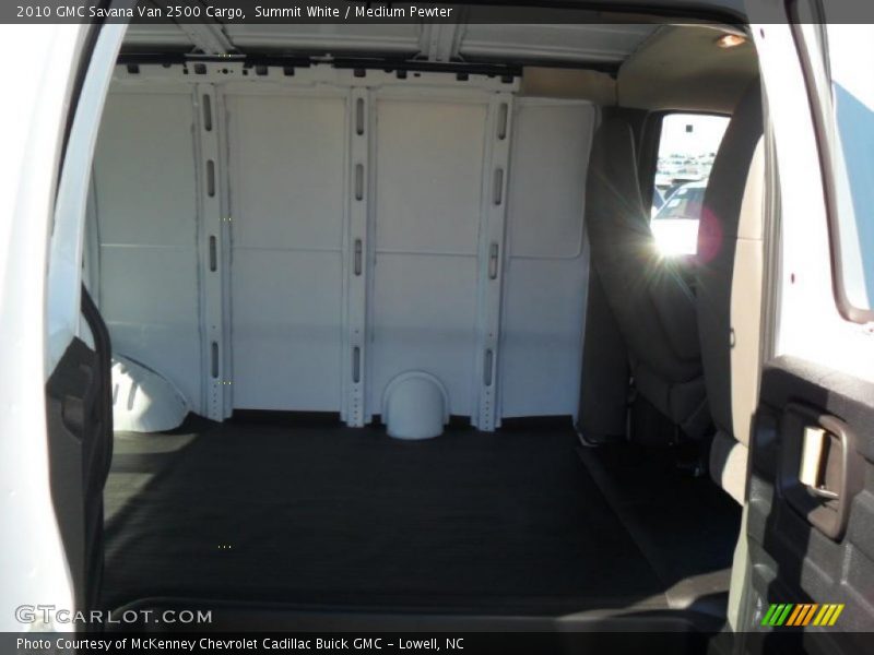 Summit White / Medium Pewter 2010 GMC Savana Van 2500 Cargo