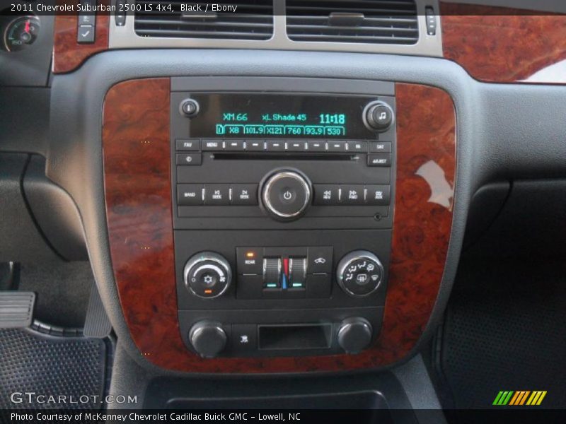 Black / Ebony 2011 Chevrolet Suburban 2500 LS 4x4