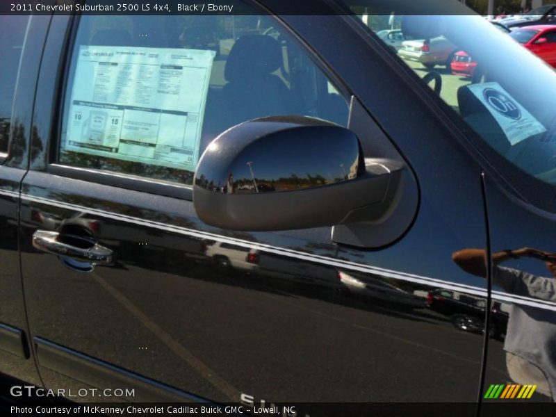 Black / Ebony 2011 Chevrolet Suburban 2500 LS 4x4