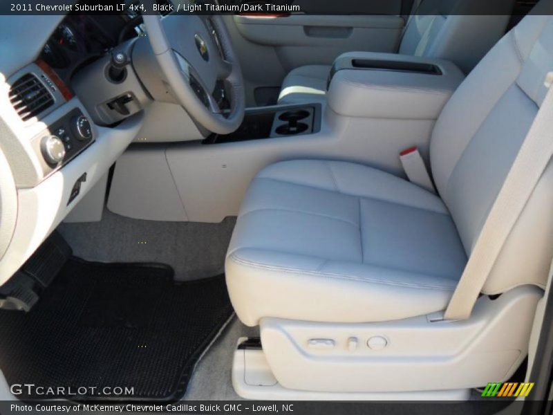 Black / Light Titanium/Dark Titanium 2011 Chevrolet Suburban LT 4x4
