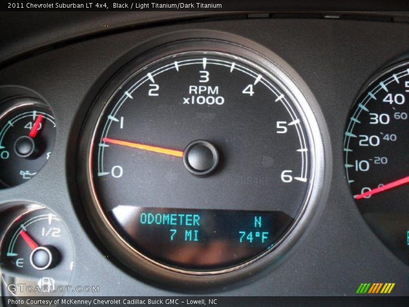 Black / Light Titanium/Dark Titanium 2011 Chevrolet Suburban LT 4x4