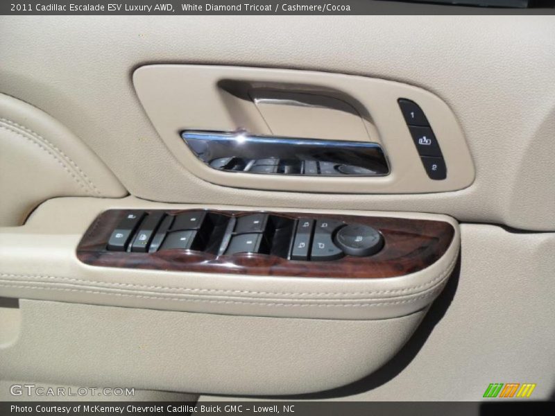 White Diamond Tricoat / Cashmere/Cocoa 2011 Cadillac Escalade ESV Luxury AWD