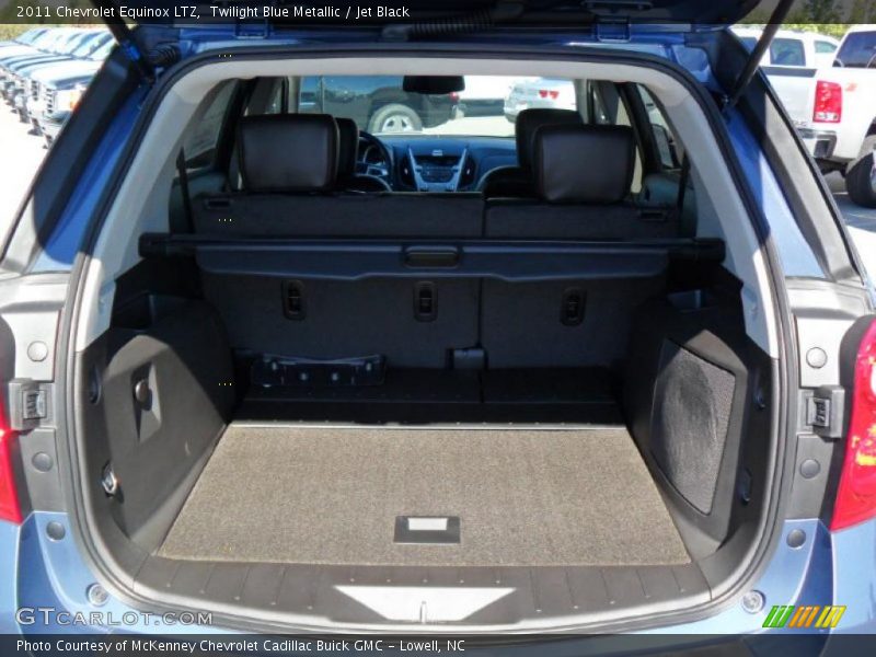  2011 Equinox LTZ Trunk