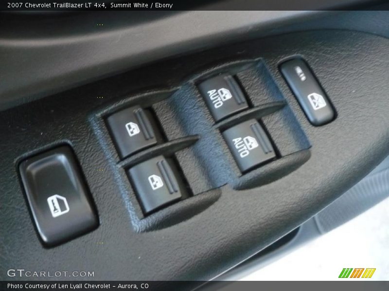 Summit White / Ebony 2007 Chevrolet TrailBlazer LT 4x4