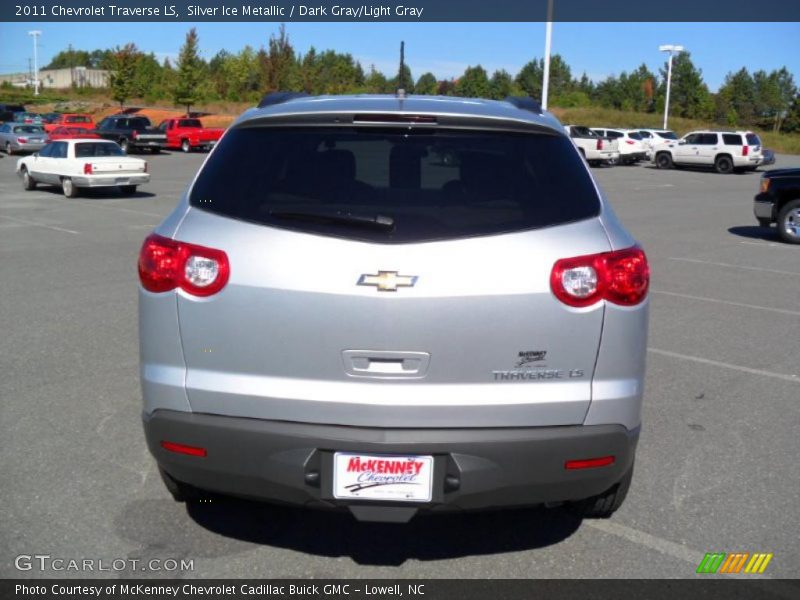 Silver Ice Metallic / Dark Gray/Light Gray 2011 Chevrolet Traverse LS
