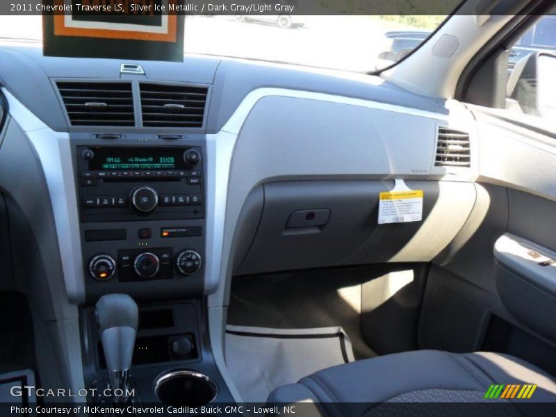 Silver Ice Metallic / Dark Gray/Light Gray 2011 Chevrolet Traverse LS
