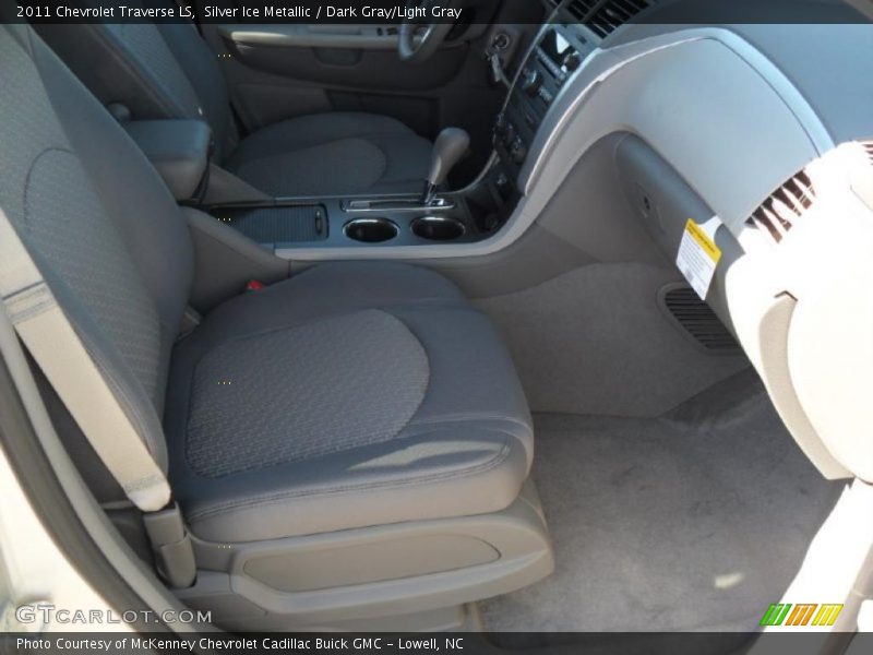 Silver Ice Metallic / Dark Gray/Light Gray 2011 Chevrolet Traverse LS