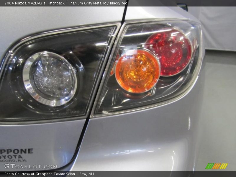 Titanium Gray Metallic / Black/Red 2004 Mazda MAZDA3 s Hatchback