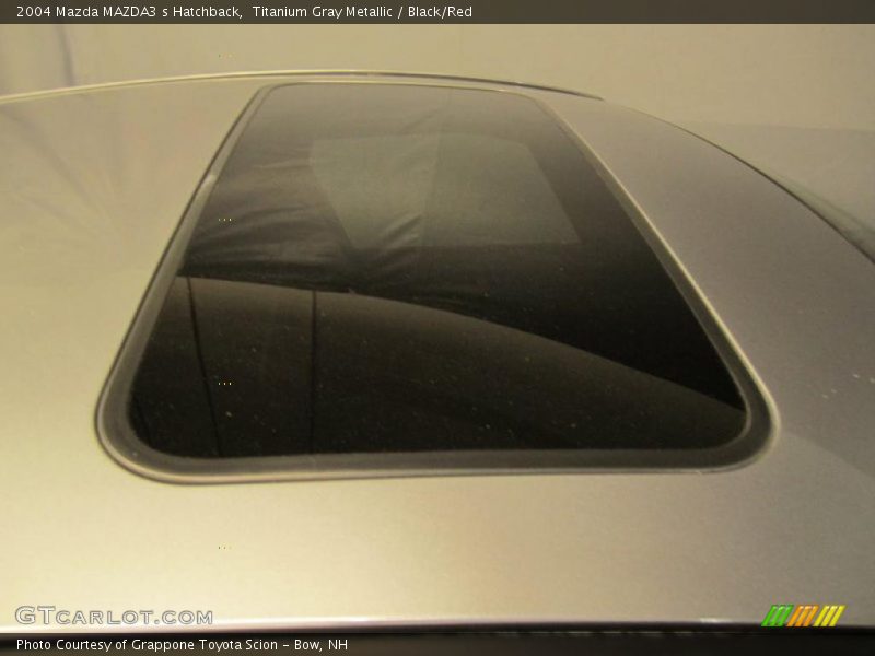 Titanium Gray Metallic / Black/Red 2004 Mazda MAZDA3 s Hatchback