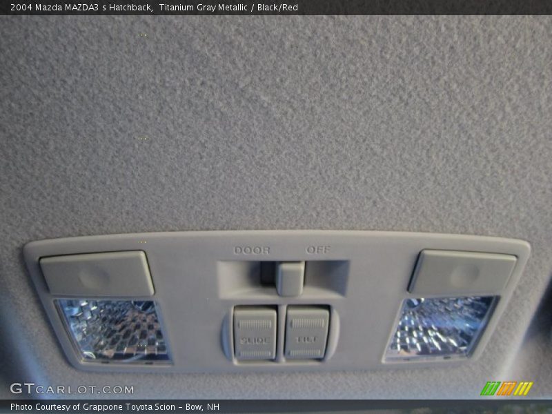 Titanium Gray Metallic / Black/Red 2004 Mazda MAZDA3 s Hatchback