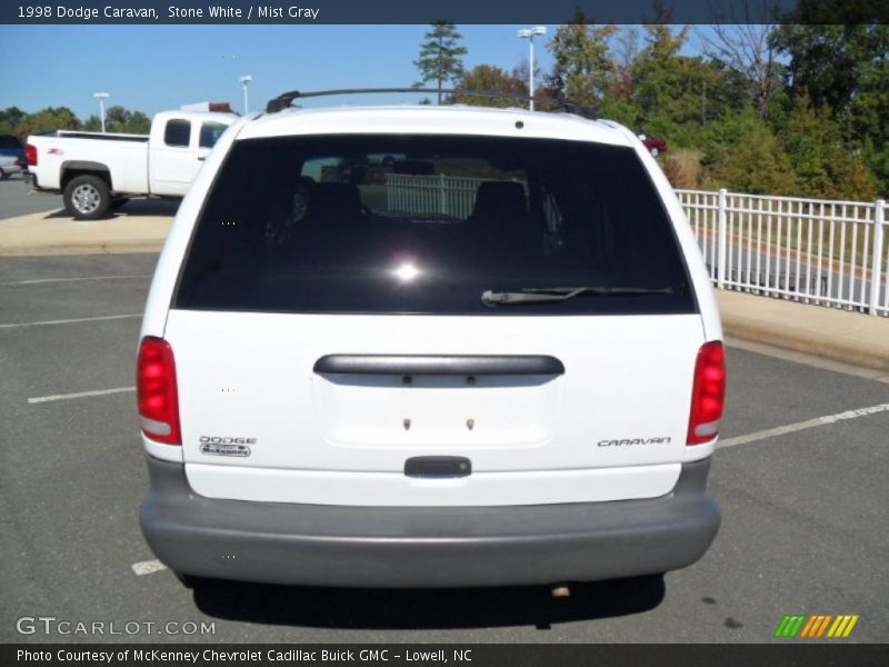 Stone White / Mist Gray 1998 Dodge Caravan