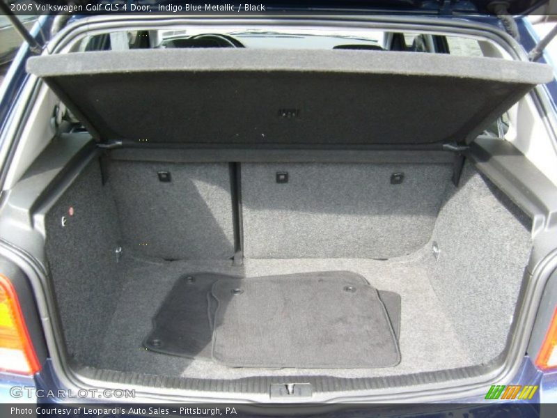 Indigo Blue Metallic / Black 2006 Volkswagen Golf GLS 4 Door