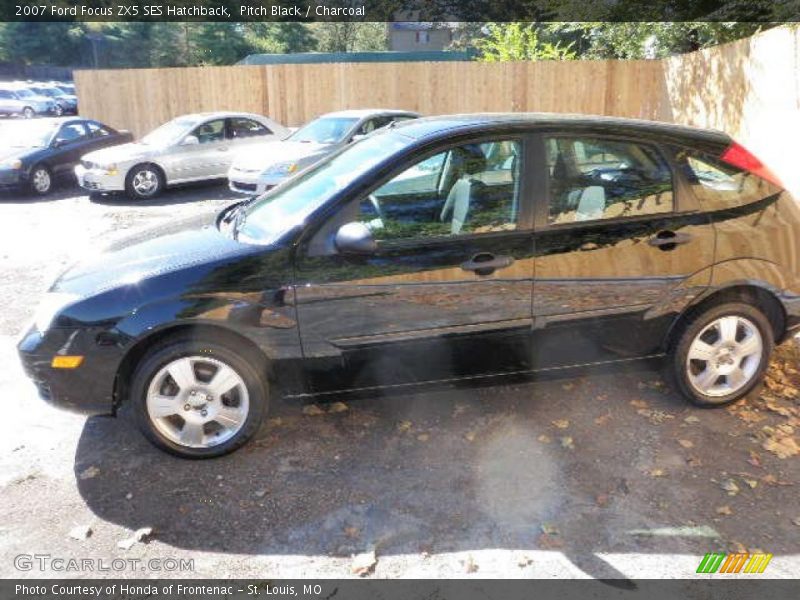 Pitch Black / Charcoal 2007 Ford Focus ZX5 SES Hatchback