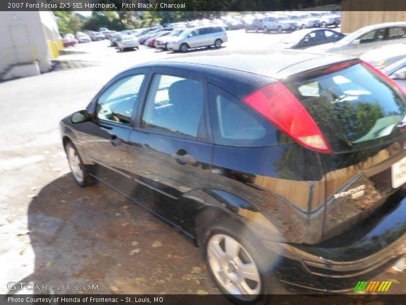 Pitch Black / Charcoal 2007 Ford Focus ZX5 SES Hatchback