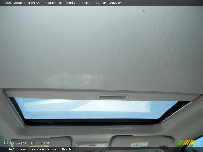 Midnight Blue Pearl / Dark Slate Gray/Light Graystone 2006 Dodge Charger SXT