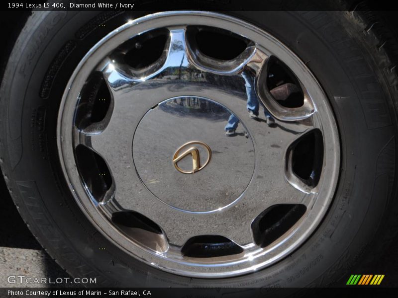 Diamond White / Ivory 1994 Lexus LS 400