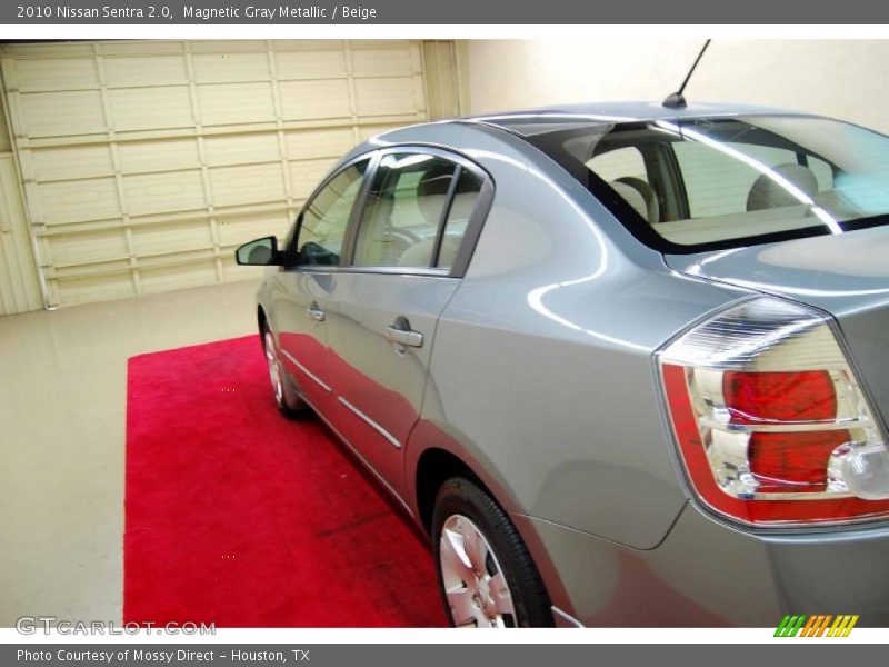 Magnetic Gray Metallic / Beige 2010 Nissan Sentra 2.0