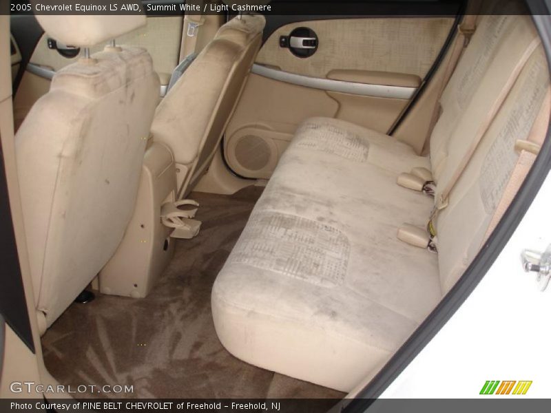 Summit White / Light Cashmere 2005 Chevrolet Equinox LS AWD